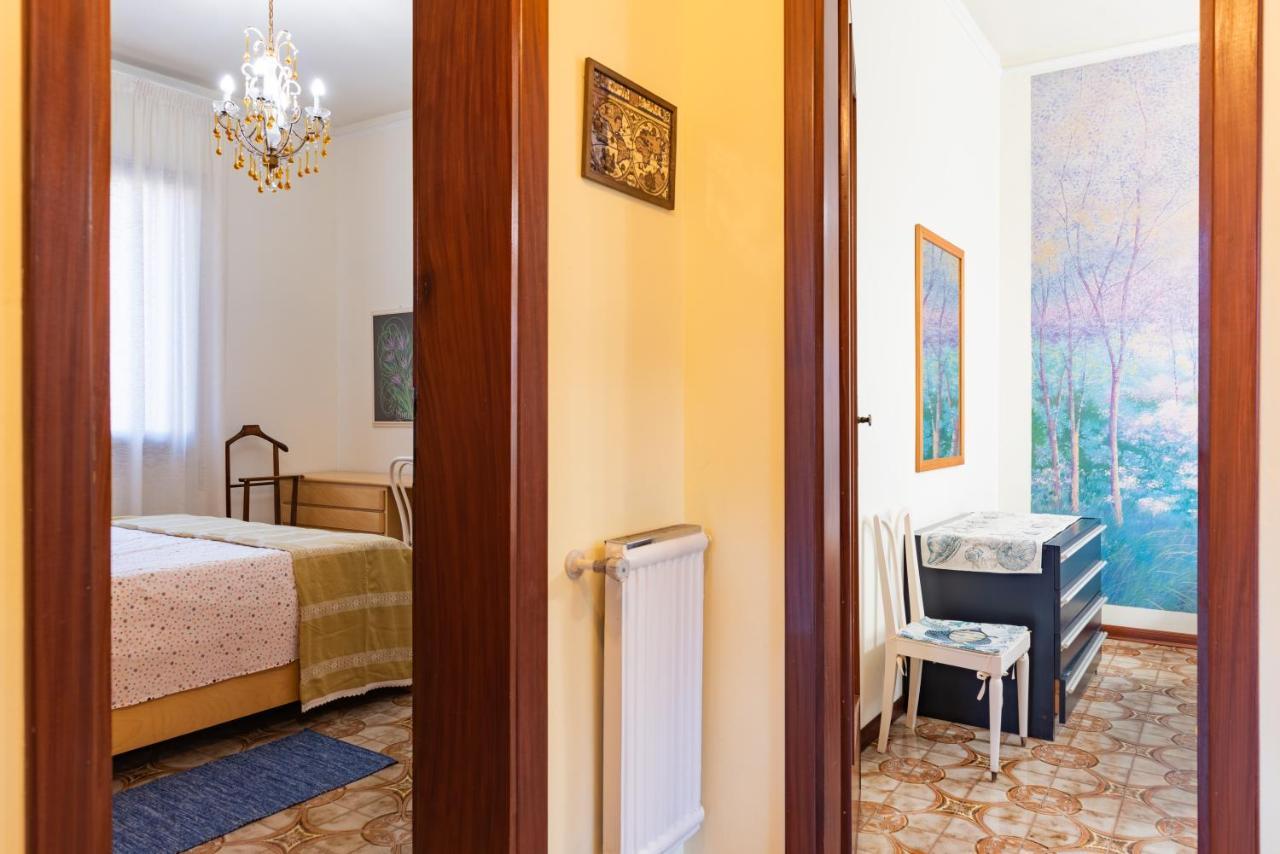 Apartment Holiday Versilia Camaiore Εξωτερικό φωτογραφία