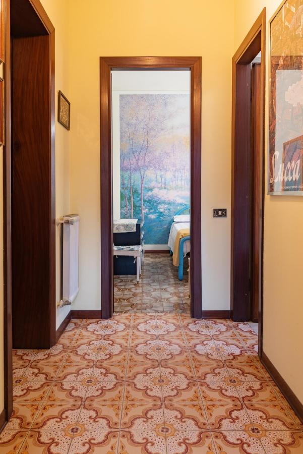 Apartment Holiday Versilia Camaiore Εξωτερικό φωτογραφία